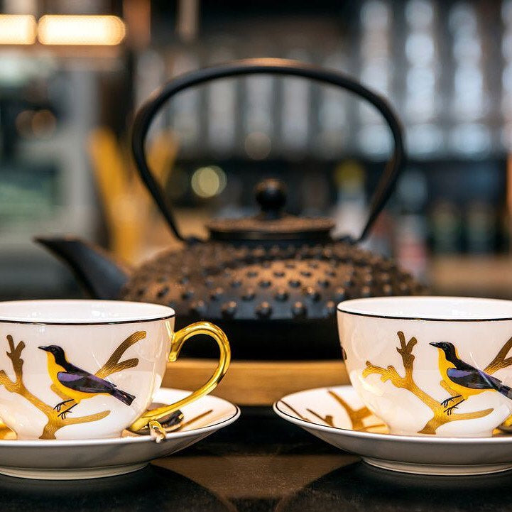 Aux Oiseaux Tea set for Six