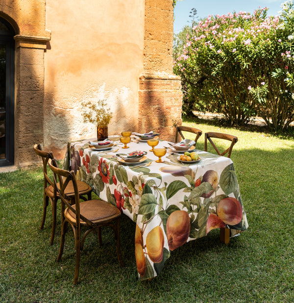 Fruitlove Tablecloth 220x220cm